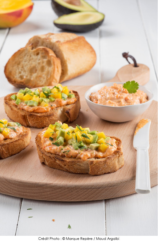 tartines_de_saumon_fume_mangue_et_avocat