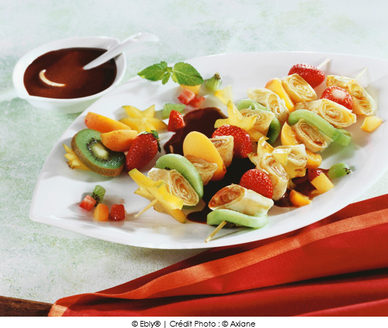 brochettes_de_crepes_et_de_fruits