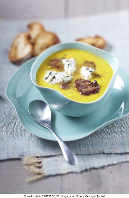 creme-de-potiron-au-boeuf-et-au-roquefort