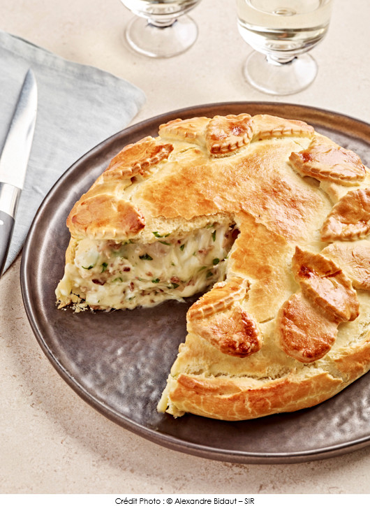 reblochon-farci-aux-chataignes-en-croute-briochee