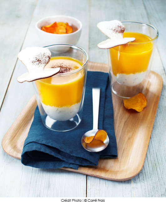 veloute-de-potimarron-sur-lit-de-carre-frais-zero-pour-cent-copeaux-de-cepes-crus-et-cacao-amer