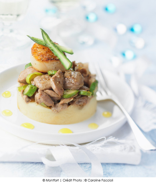 aiguillettes-de-canard-montfort-et-noix-de-saint-jacques-sur-puree-de-celeri-rave