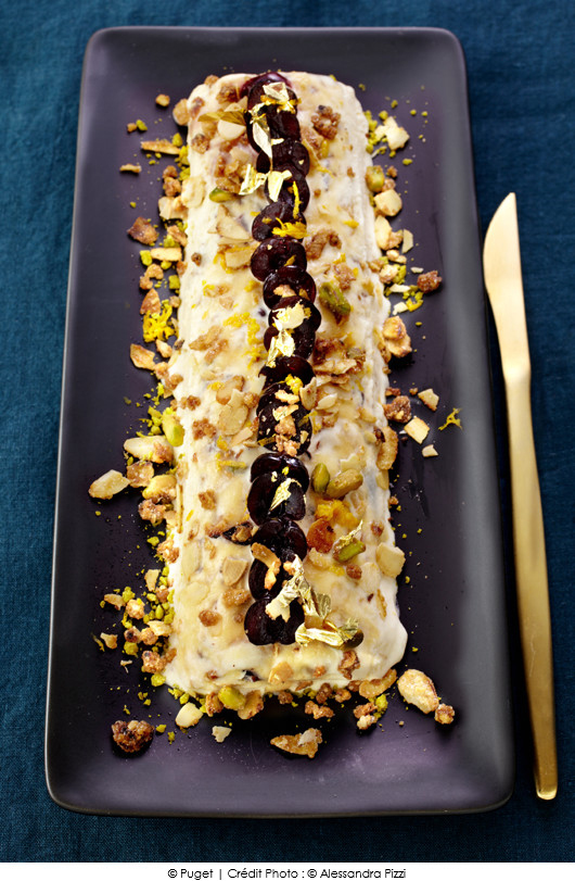 buche-de-nougat-glace-et-amarena
