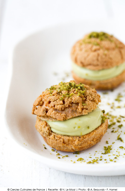 choux-a-la-creme-patissiere-pistachee