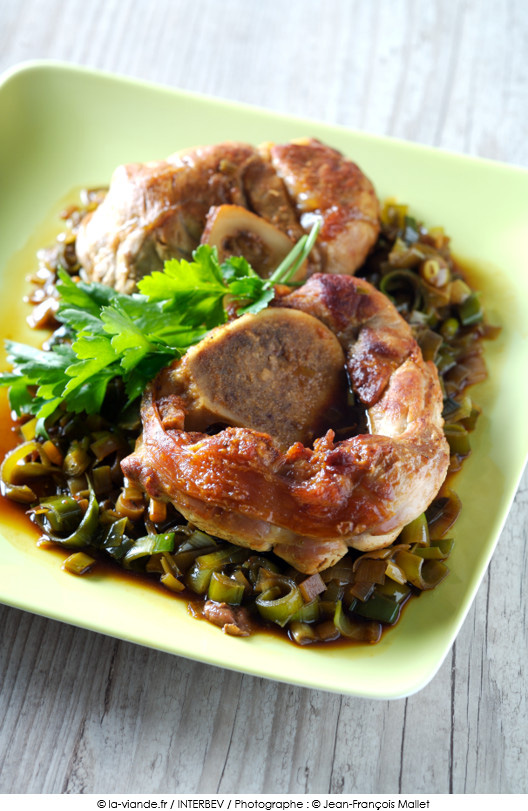 osso-bucco-mijote-a-la-fondue-de-poireaux