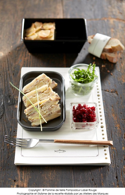 terrine-de-pompadour-et-filets-de-harengs-doux-vinaigrette-de-betterave-rouge