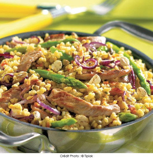 veau-saute-aux-asperges-avec-son-meli-melo-de-cereales-et-legumes-secs-tipiak