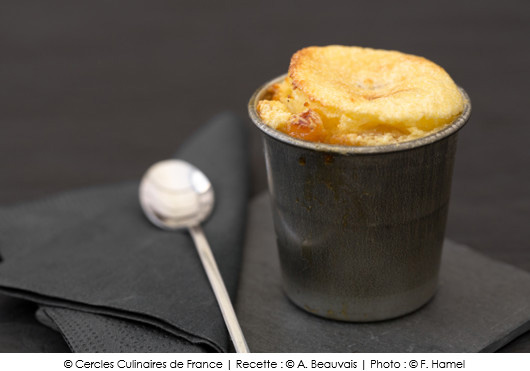 gateau-de-semoule-aux-raisins
