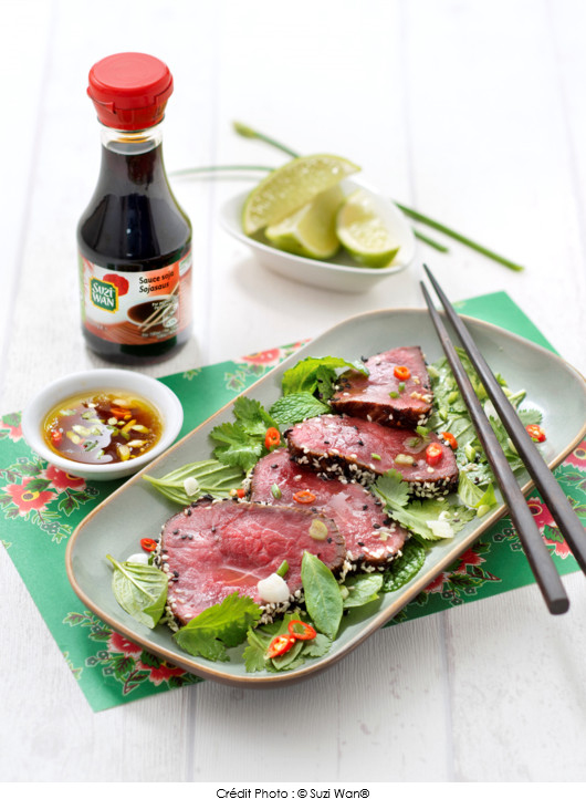 tataki-de-boeuf-salade-dherbes-fraiches