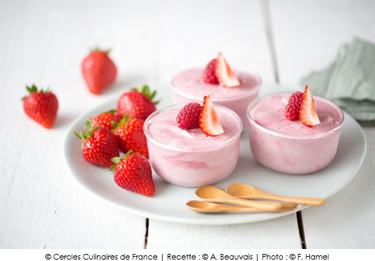 parfaits-glaces-aux-fruits-rouges