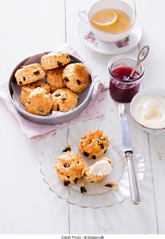 scones-a-la-cannelle-et-aux-raisins-secs
