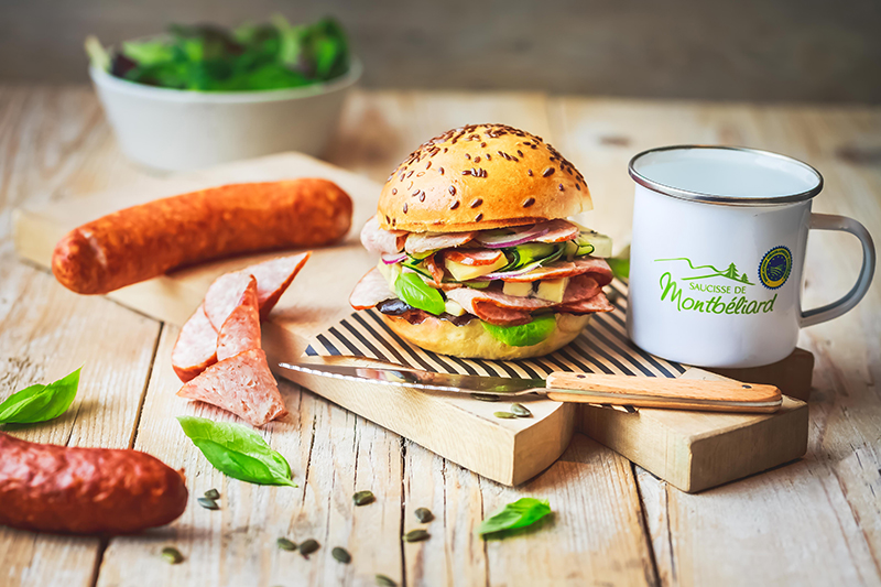 Burger Comtois saucisse de Montbéliard IGP