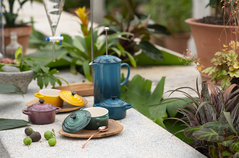 Le Creuset®, Nouvelle Collection “Botanique” en Édition Limitée Ambiance 5