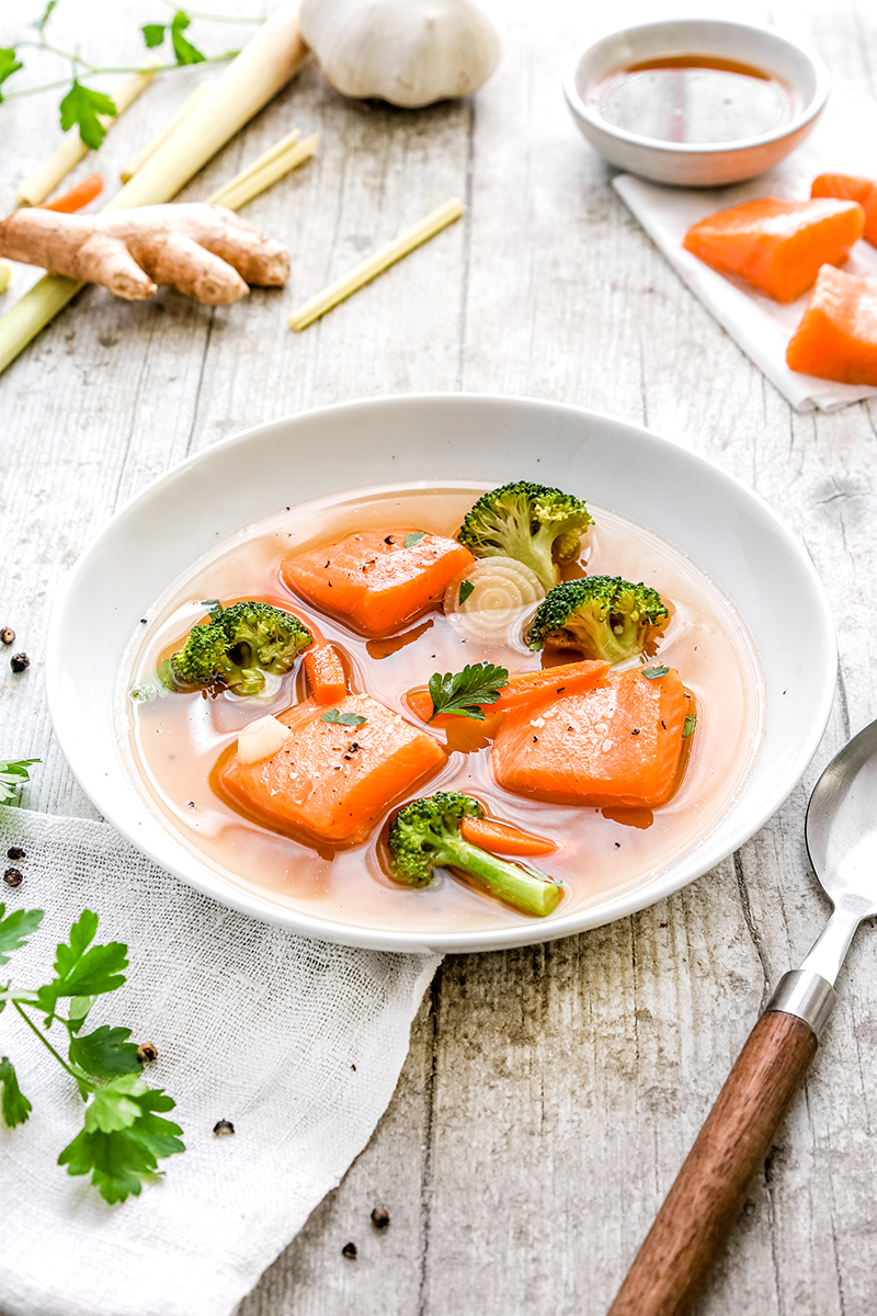 Truite mi-cuite bouillon de légumes