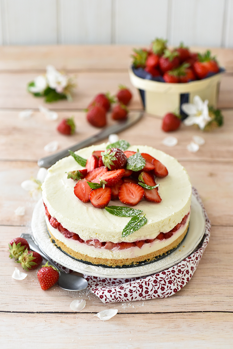 Cheese cake Fraises du Périgord IGP et noix de coco