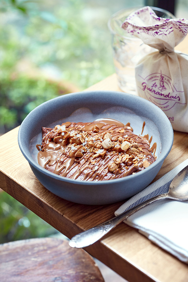 Mousse chocolat, praliné Fleur de Sel Le Guérandais