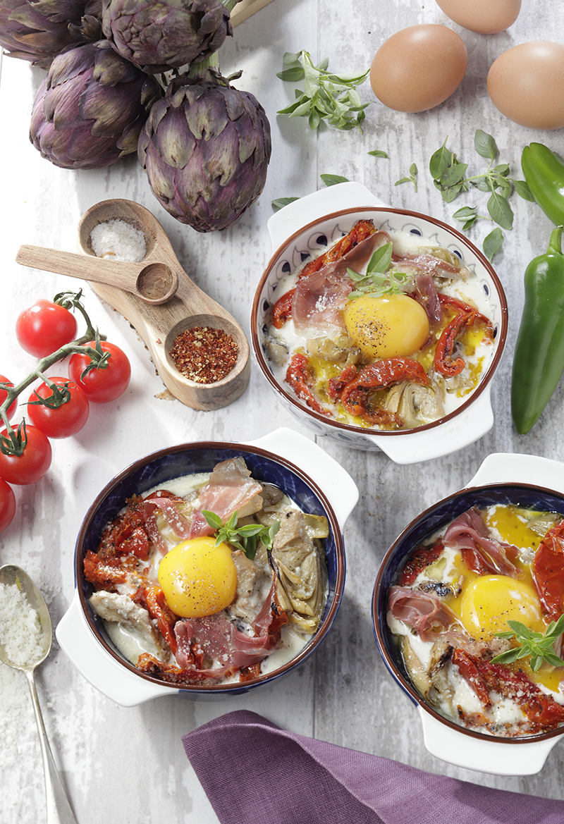 Œufs cocotte artichauts poivrades, Jambon de Parme Pecorino