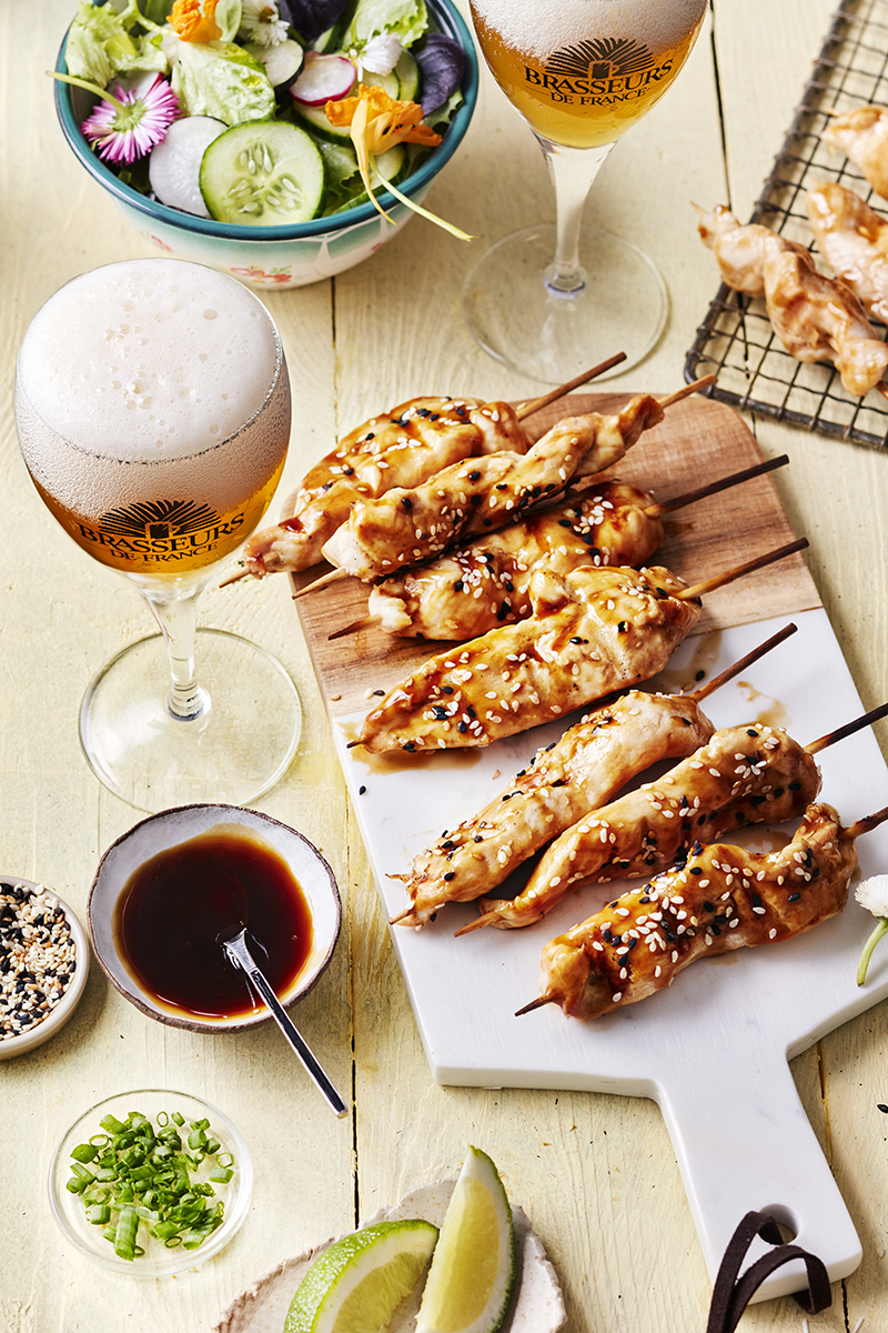 Yakitori de poulet mariné bière blonde