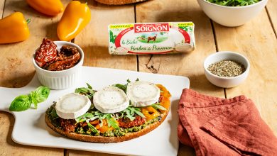 Tartines de légumes confits Bûche de chèvre Herbes de Provence