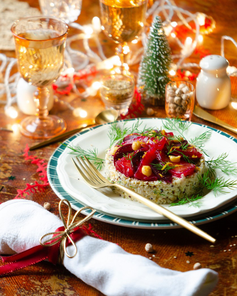 Gravlax de saumon betterave, boulgour, quinoa pois chiches à l’orange