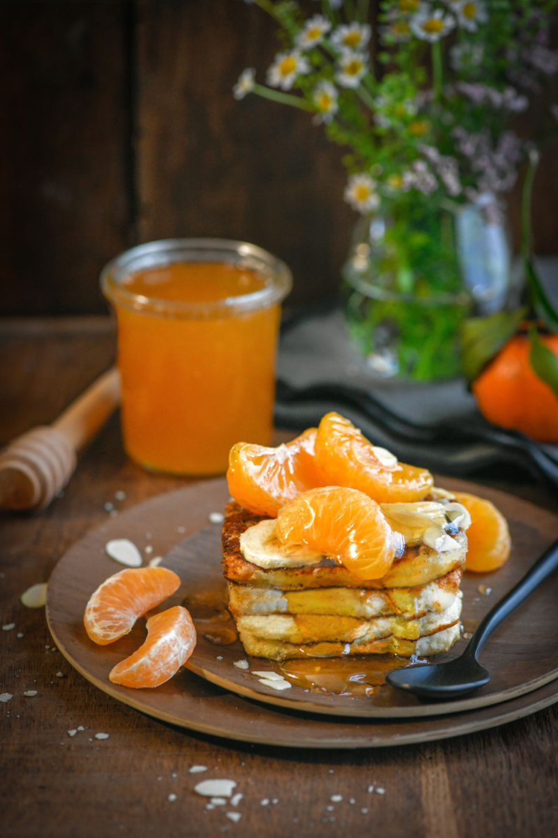 Fluffy pancakes banane, miel clémentines