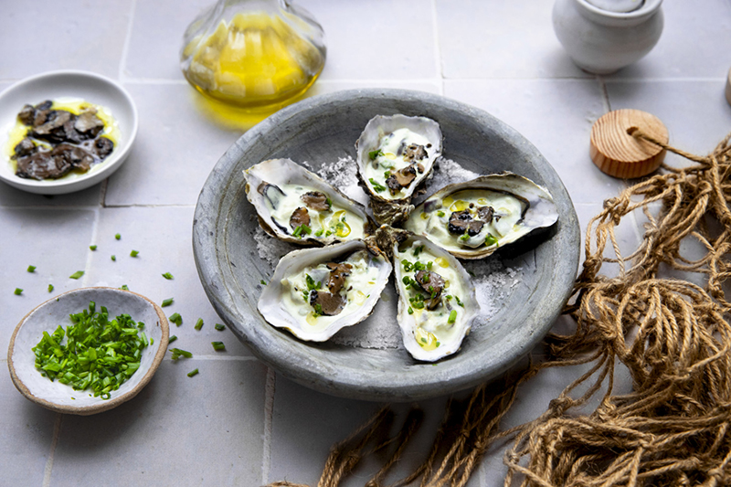 Huîtres à la crème huile de truffe