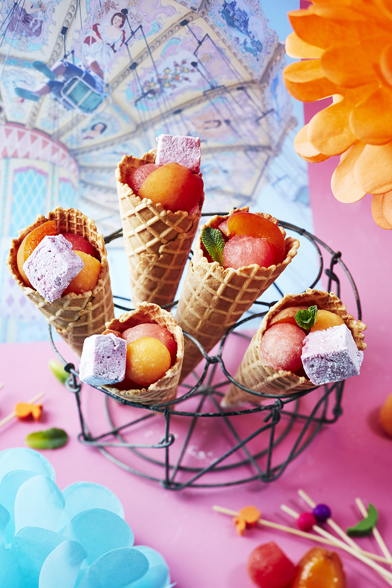 Cornet gaufre guimauve cerise et fruits frais