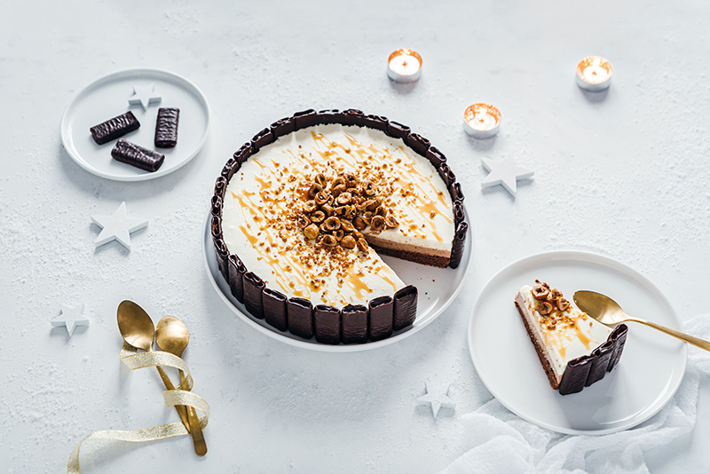Entremet croustillant Crêpes Dentelle chocolat noir, noisettes caramel Gavottes