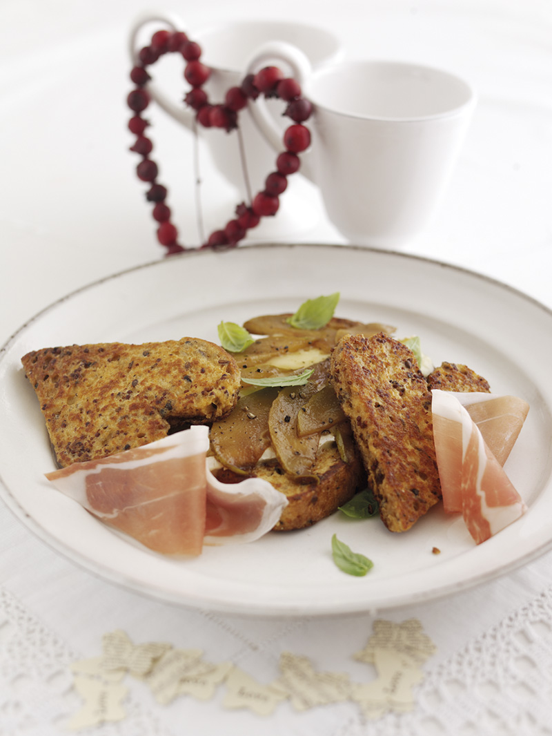 Toast de pain perdu, jambon de Parme Brie