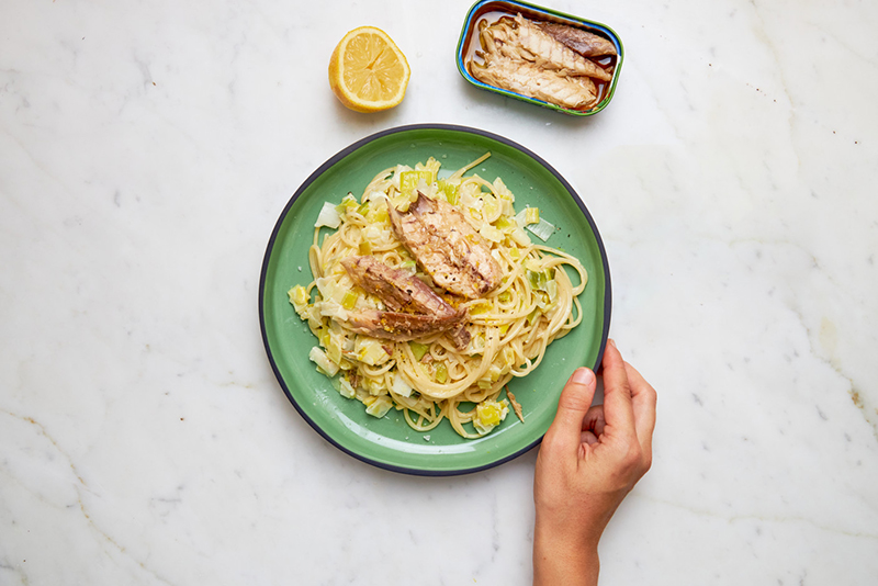 Spaghetti poireaux p’tits filets de maquereaux