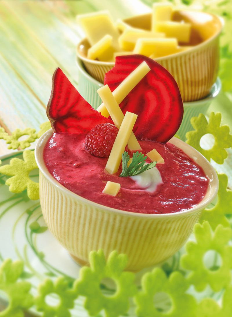 Velouté glacé betterave, framboises et Beaufort