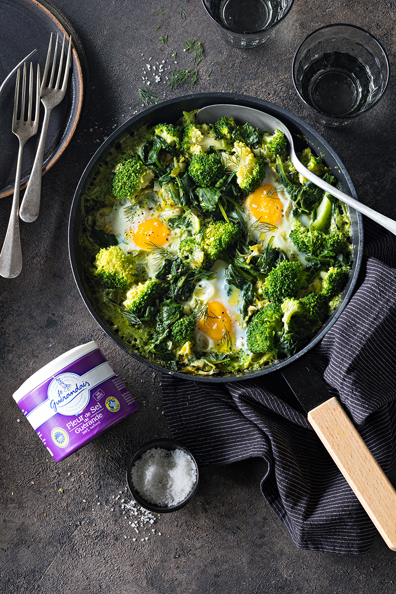 Shakshouka verte poireaux, épinards, brocolis Fleur de Sel Le Guérandais