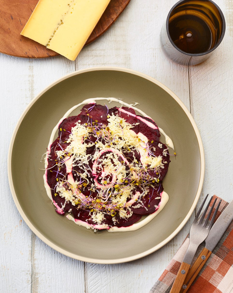 Carpaccio betterave mayonnaise Morbier AOP