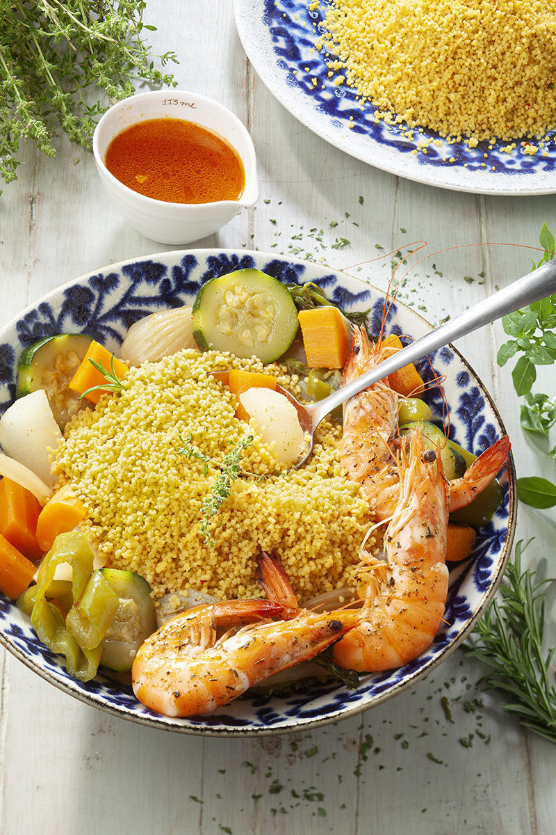 Coucous Parfumé Épices Douces, légumes gambas sautées herbes