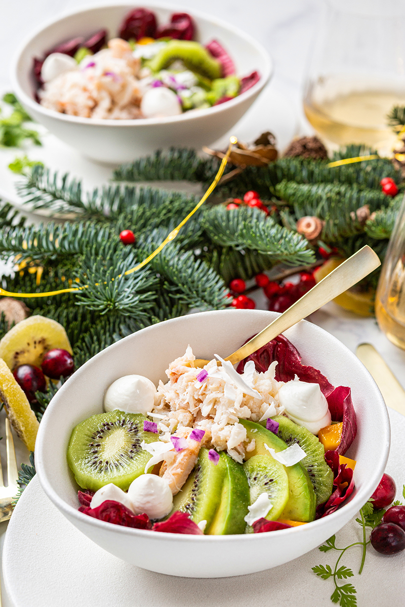 Salade bowl crabe, kiwi coco