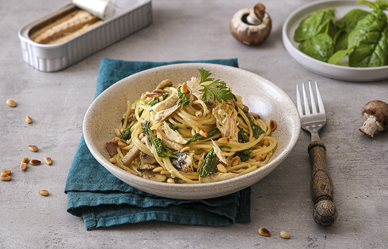 Spaghettis épinards maquereaux en conserve