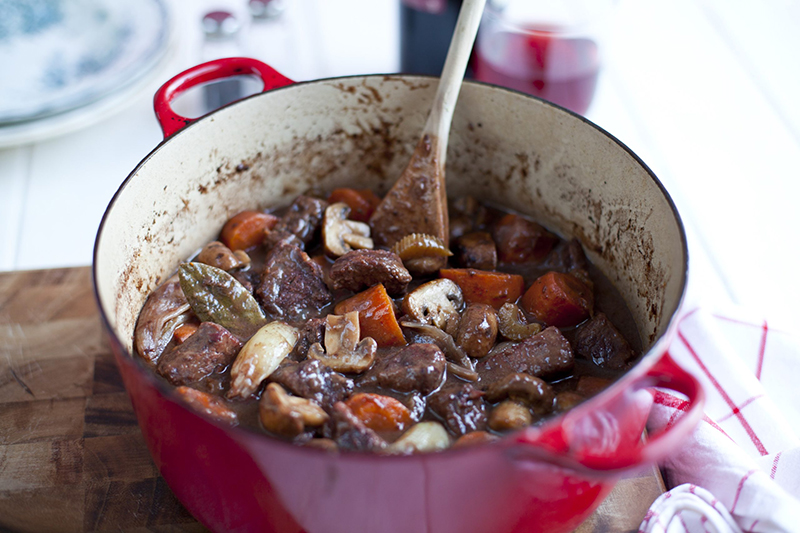 Bœuf Bourguignon pancetta échalotes
