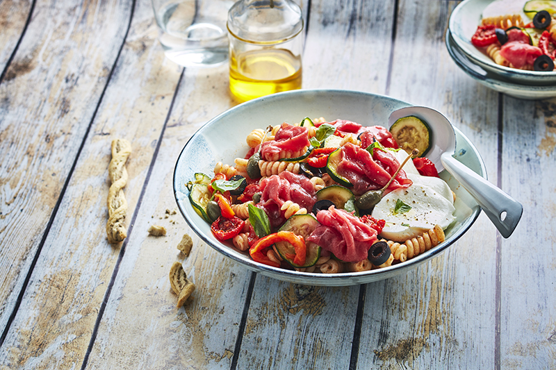 Carpaccio de bœuf BIO, salade de pâtes légumes Provençale