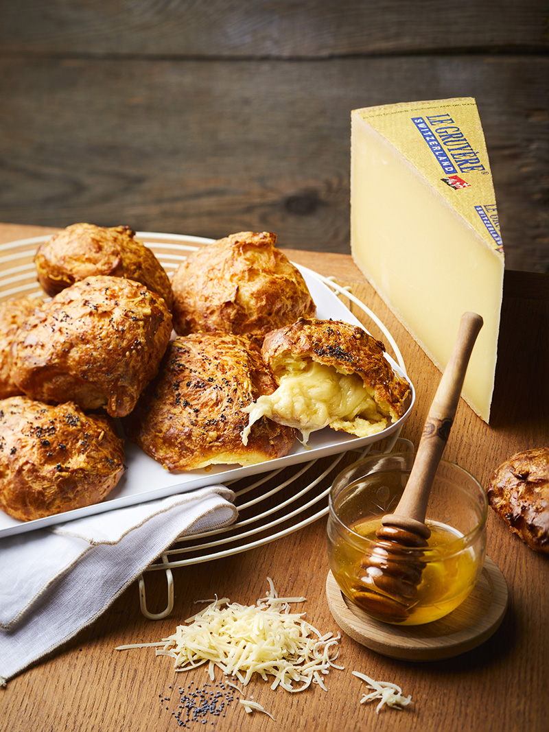 Chouquettes salées Gruyère AOP Classique miel d’acacia, graines de pavot