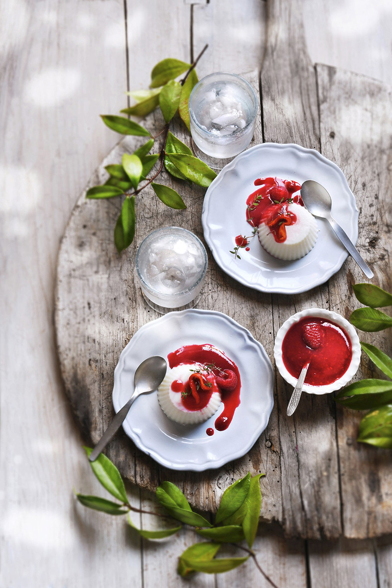 Blanc manger coulis de poivron framboise