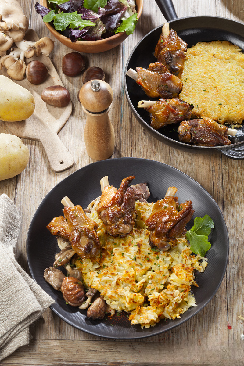Petits manchons Confit de Canard paillassons pommes de terre