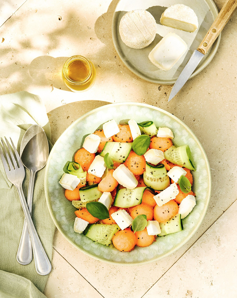 Salade fraicheur au melon, concombre Chavignol AOP