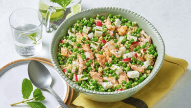 Salade de petits-pois, saumon feta