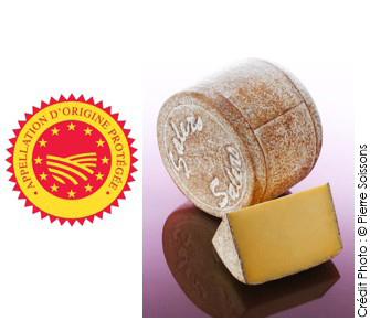https://dev.avosassiettes.fr/img/salers_aop_ambiance.jpg